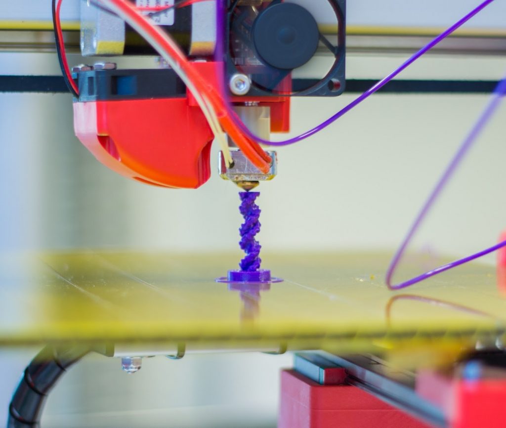 A photo of the printing head of a FELIX 3D Printer in action.